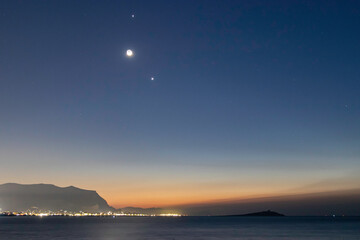 深圳平湖有限行路段吗目前深圳市对外地车牌有限