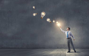 13年海马普力马值多少钱